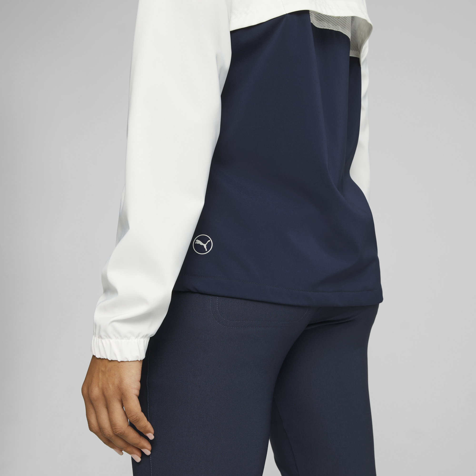 PUMA 621624-01 W MONTEREY WIND JACKET - JAKNA ŽENSKA - BELA BARVA - US L - slika 5